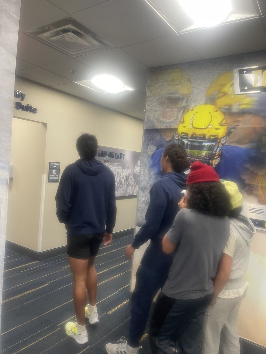 Had a great day @ToledoFB! Missed the practice in the morning but the entire coaching staff took extra time out the day to show the fam and I some great hospitality and tour! Little bro also got his first offer! @MoellerFootball