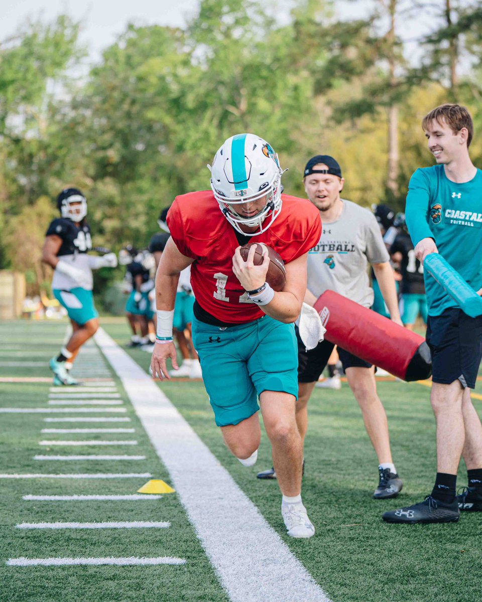 CoastalFootball tweet picture