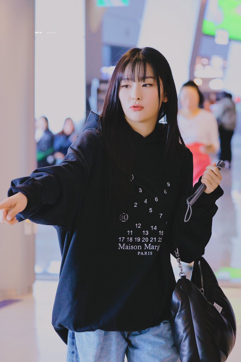 230403 #SEULGI