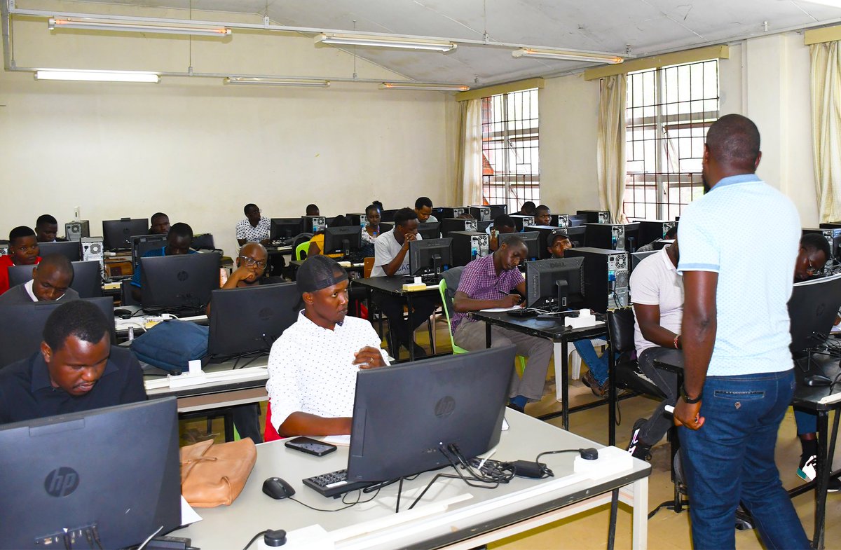 JHUBAfrica's tweet photo. There was also great presence of stakeholders who will engage in the actualisation process of the programme, including a ready-to-start Dr. Mwangi Karanja PhD.

@DiscoverJKUAT @AEDIBNET  @FundingBox @Zoho @Microsoft

#SKIESProgrammeLaunch #aedibnet #fundingbox #JHUBAfrica https://t.co/Hk7y8RUMVe