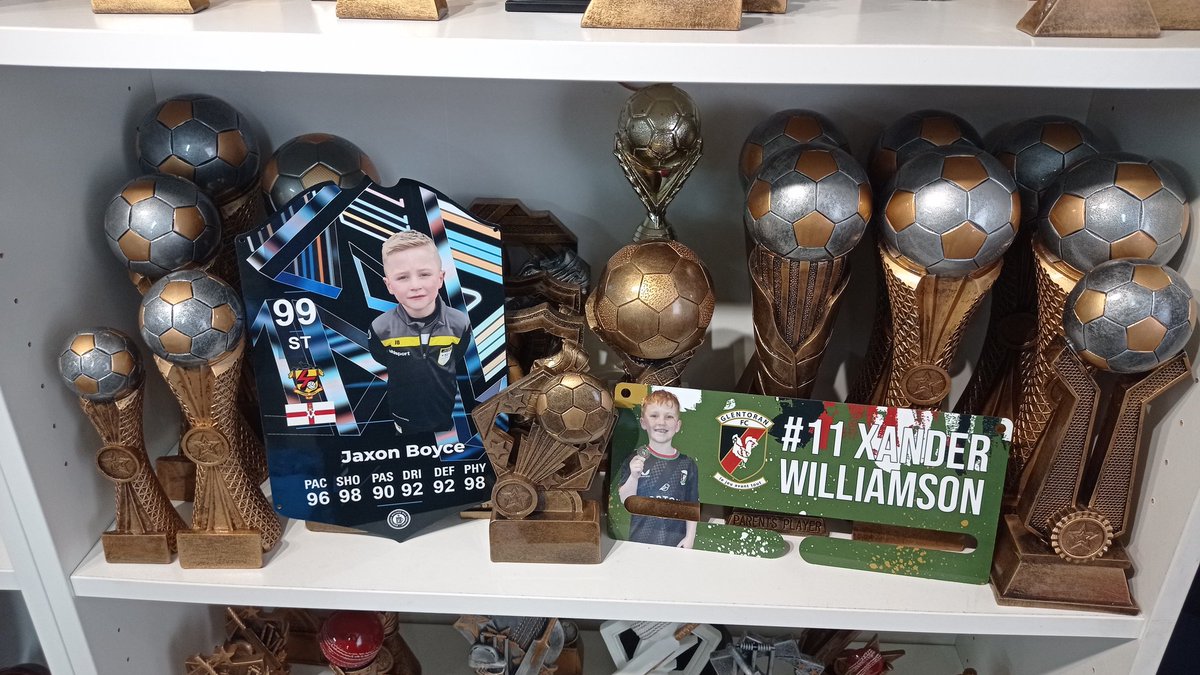 Our new Medal Hangers and Ultimate Player Cards are perfect for gifts, birthdays or player rewards. Fully customised to your needs.