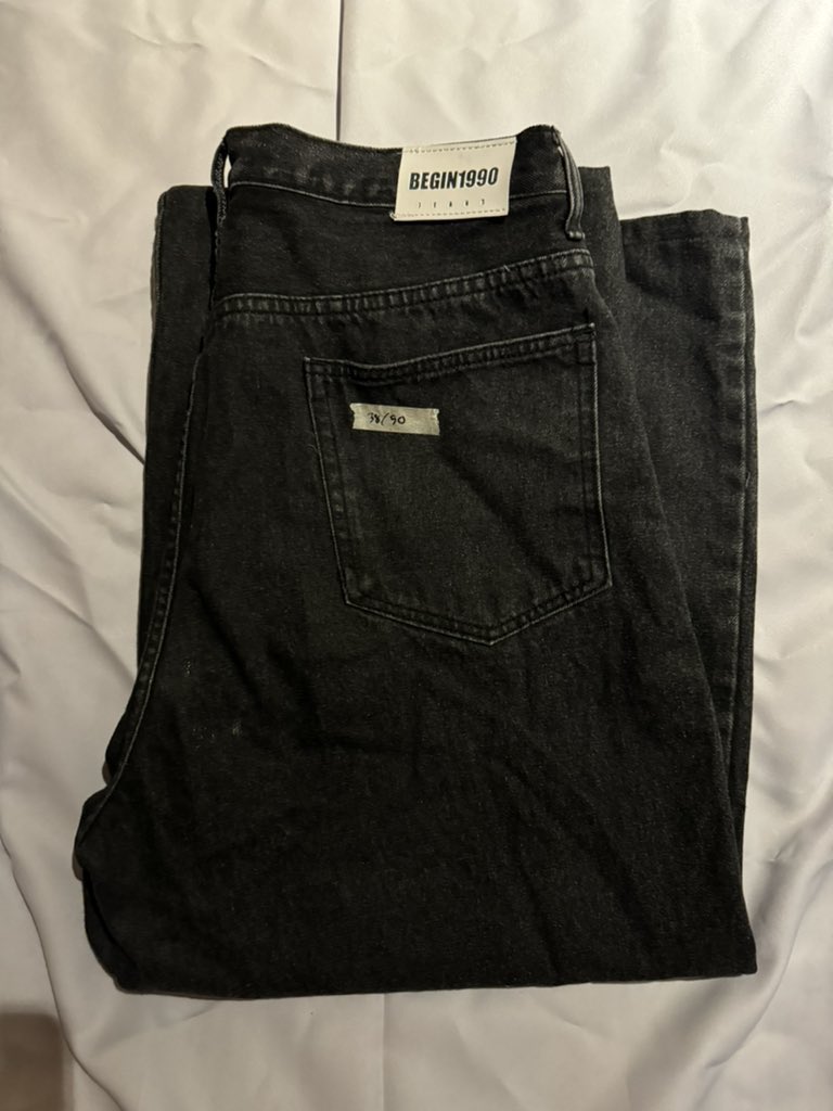 nomnomlemonn's tweet photo. กางเกงยีนส์เอวสูง basic jeans เอว 38 สะโพก 50 ของ begin1990 ใส่แค่2ครั้ง ตัดขาออก1.5นิ้ว เราสูง 164 อยู่ปลายเท้าพอดีค่ะ สวยมากกก 400฿ ซื้อมา 890 ค่ะ #ส่งต่อเสื้อผ้ามือสอง #เสื้อผ้าสาวอวบ #ส่งต่อเสื้อผ้าสาวอวบ  #ส่งต่อเสื้อผ้ามือสองราคาถูก #กางเกงยีนส์สาวอวบ #ส่งต่อกางเกงยีน https://t.co/hKfb46Rl2f