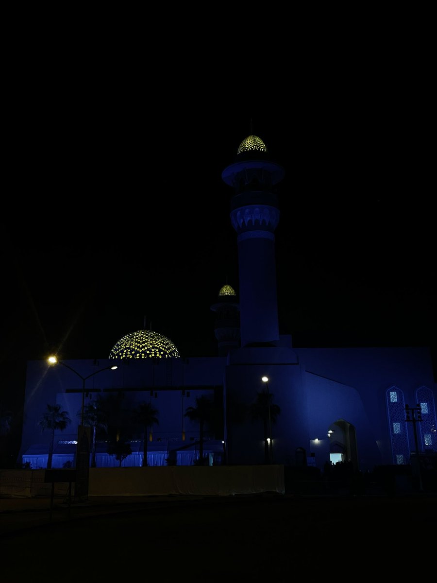 Alfailakawy_d's tweet photo. اللهم تقبل منا ومنكم صالح الأعمال🤲🏻

اللهم لا تدع لنا يا ربنا في هذه الليلة العظيمة ذنبًا إلا غفرته، ولا مريضًا إلا شفيته، ولا ميتًا إلا رحمته، ولا دعاءً إلا استجبته، ولا تائبًا إلا قَبلته، ولا عاريًا إلا كسوته، ولا فقيرًا إلا أغنيته، ولا مؤمنًا إلا ثبَّته، ولا مؤمنًا إلا ثبَّته، ولا مؤمنًا إلا ثبَّته، ولا طالبًا إلا وفَّقته، ولا عاصيًا إلا هديته🤍

📍مسجد عبدالله المزيني ❤️