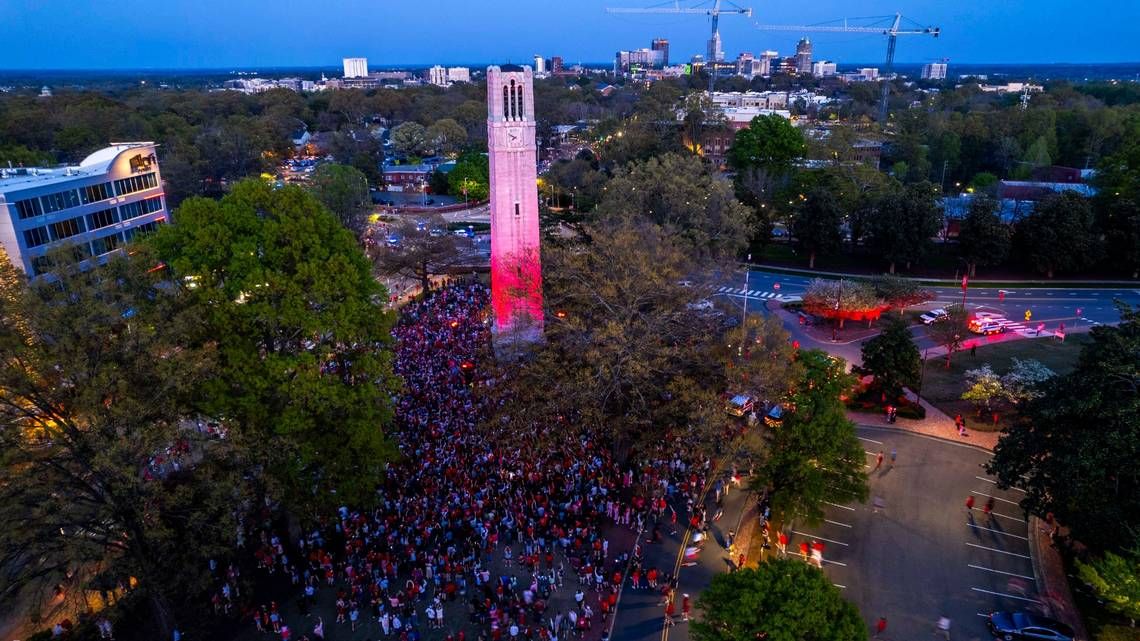 ‘How can you not pull for these guys?’ Even NC Gov. Cooper, a UNC fan, cheers NC State newsobserver.com/news/politics-…