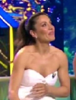 locrack's tweet photo. #TierraDeNadie4 
#Supervivientes2024 
Os gustaría que Nagore entrara a Supervivientes ?
♥️ Si
🔄 No https://t.co/UsqntTjzfn