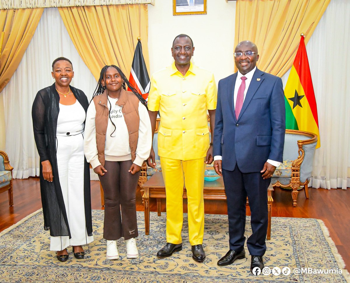 I welcomed Kenyan President, H.E @WilliamsRuto who is on a three-day State visit to Ghana. The visit is to strengthen the diplomatic, Trade and commerce ties between Ghana and Kenya. I wish Mr. President a happy stay.