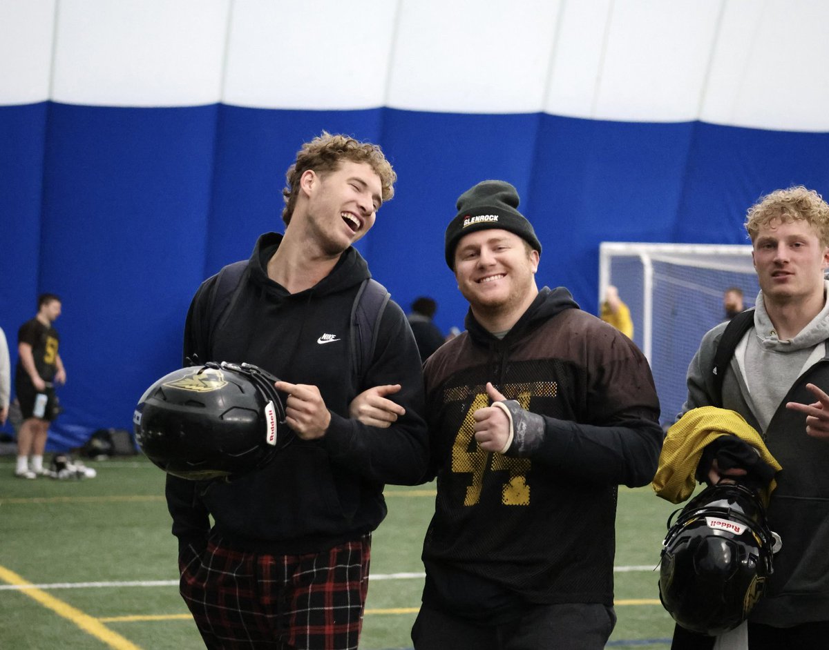 UWOFootball's tweet photo. 𝗦𝗽𝗿𝗶𝗻𝗴 𝗕𝗮𝗹𝗹 𝗗𝗮𝘆 𝟭 ✅

#BeTheOne | #TitanUp https://t.co/TEDqX2awaI