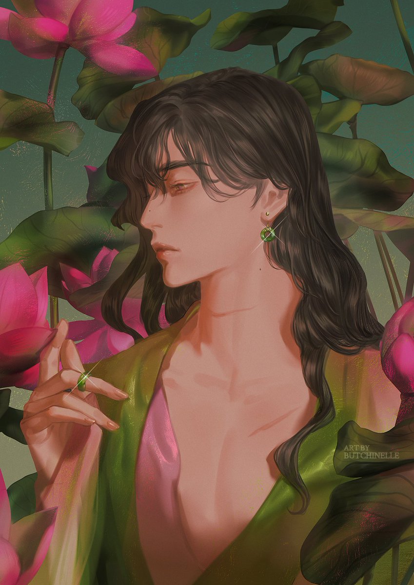 butchinelle's tweet photo. Lotus https://t.co/cwUKSU8rTx