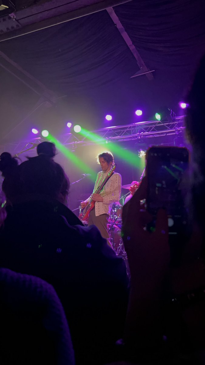 cricketjuice_'s tweet photo. #idkhow some photos + whimsical jumps from the boston show. ok deleting this app again i’ve already spent hours doomscrolling https://t.co/YbF8Y57K1U