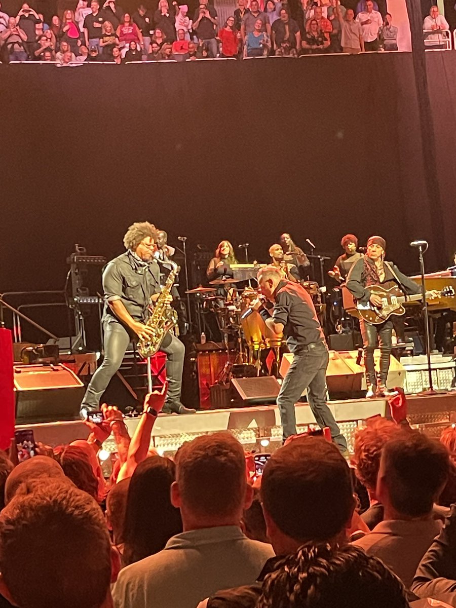 We are Live From E Street Nation! Call 877-70-BRUCE, and we’ll discuss @springsteen and The E Street Band’s 2024 tour. Donna from @BruceFunds will be calling in. And anything else in the world of Bruce you want to discuss? 6 pm ET 3 PT on E Street Radio @SIRIUSXM ch. 20.