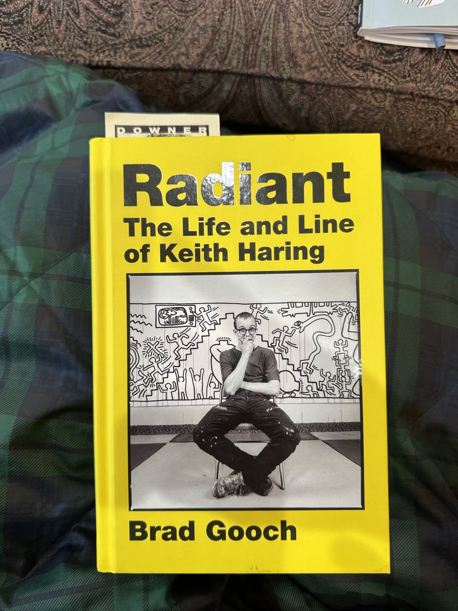 Devouring this new Keith Haring biography by BRAD GOOCH!!! So glad we were all in NYC simultaneously. #writer #books #art #artist #biography