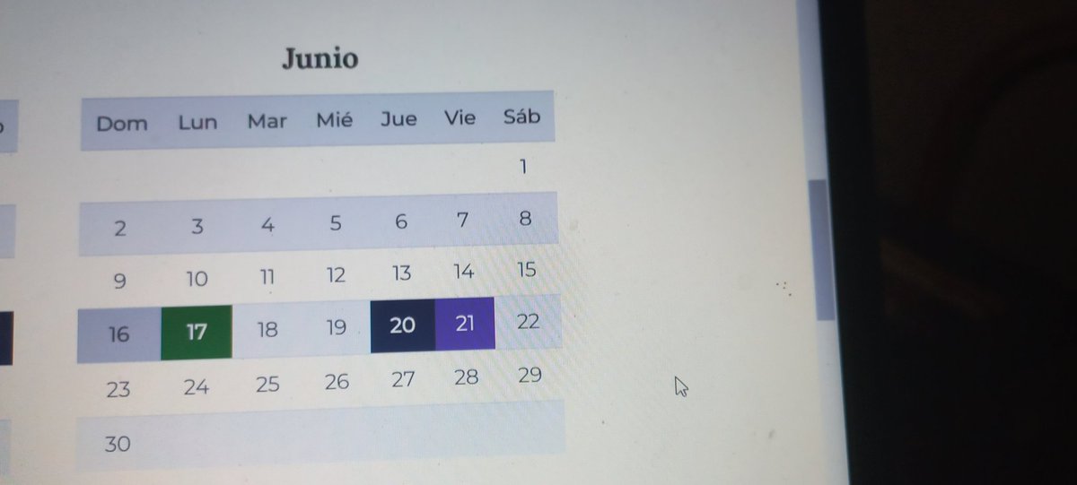 - Jorge...¿Qué estás haciendo en la compu? 
- Ehhh...nada...trabajando un poco.

JORGE:
