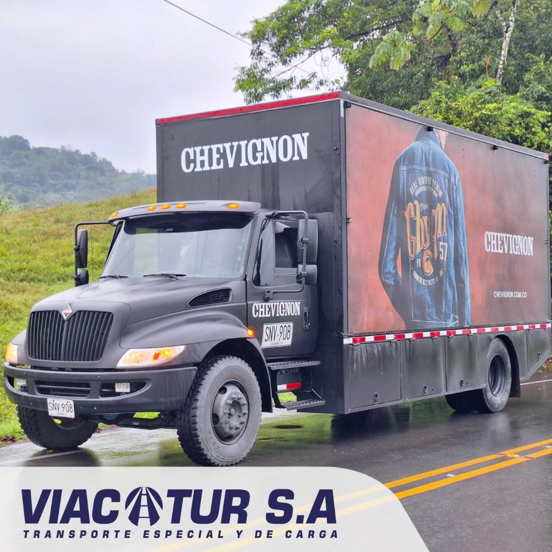 viacotur's tweet photo. En Viacotur SA, valoramos y celebramos la experiencia de nuestros conductores mientras recorren los caminos de Colombia. Su dedicación y pasión por brindar un servicio excepcional se reflejan en cada foto y en cada sonrisa de quienes tienen el privilegio de viajar con nosotros. https://t.co/FueA7da51o