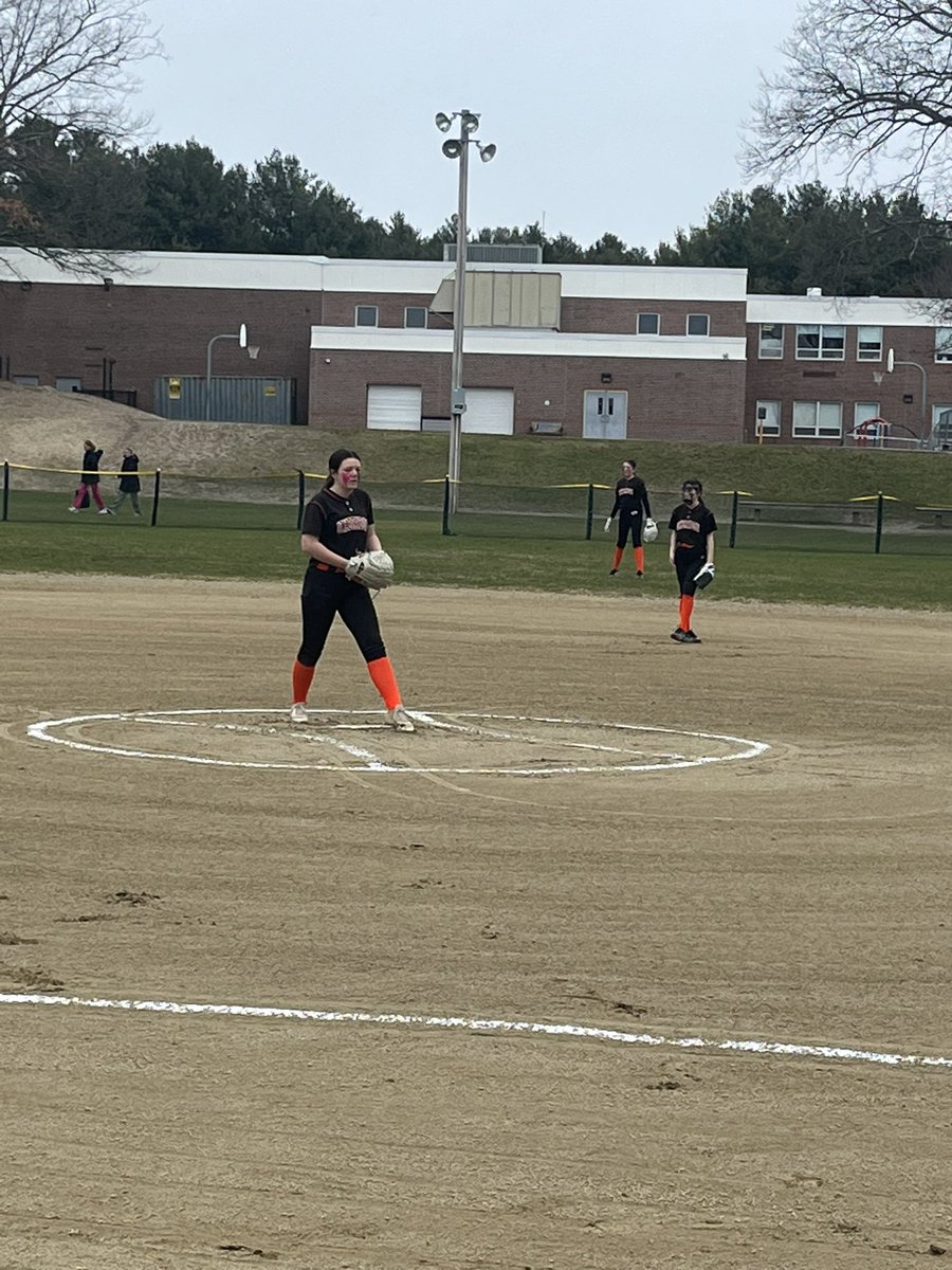 Good start for the young lefty. Throws a perfect game in her first middle school game. <a href="/planetfastpitch/">Planet Fastpitch</a> @Rich_Fonseca12 <a href="/fire_ri/">RI Fire N’ Ice Softball</a>