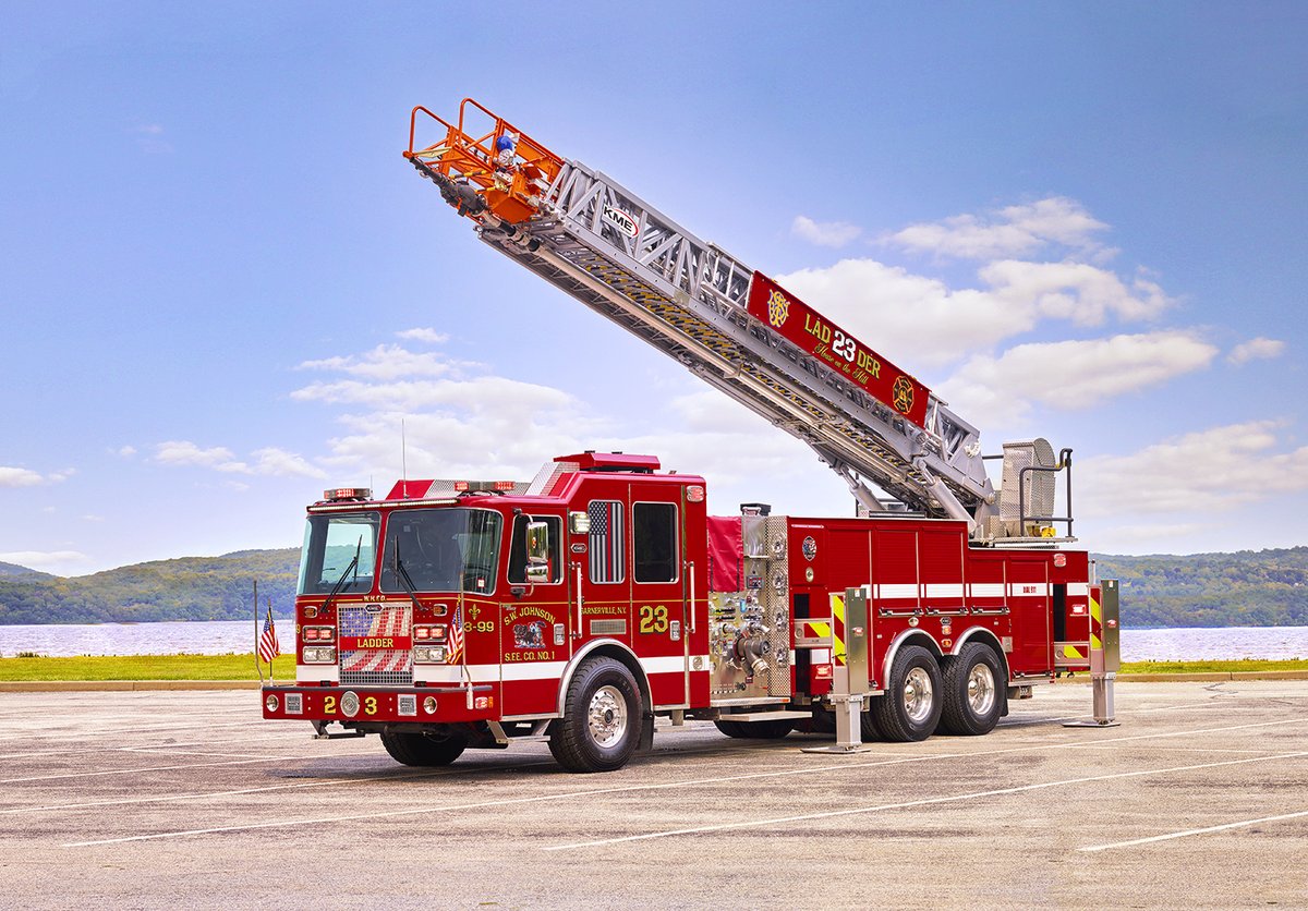 KMEFire's tweet photo. Take a look at West Haverstraw Fire Department's KME 103' #TuffTruck aerial! Built on a #SevereService chassis, it features a 300 gallon water tank, 1500 GPM pump, and 249 cubic feet of body capacity for enhanced firefighting capability! #KMEFire #EngineeredToServe #TuffTruck https://t.co/0BtdGQzVMj