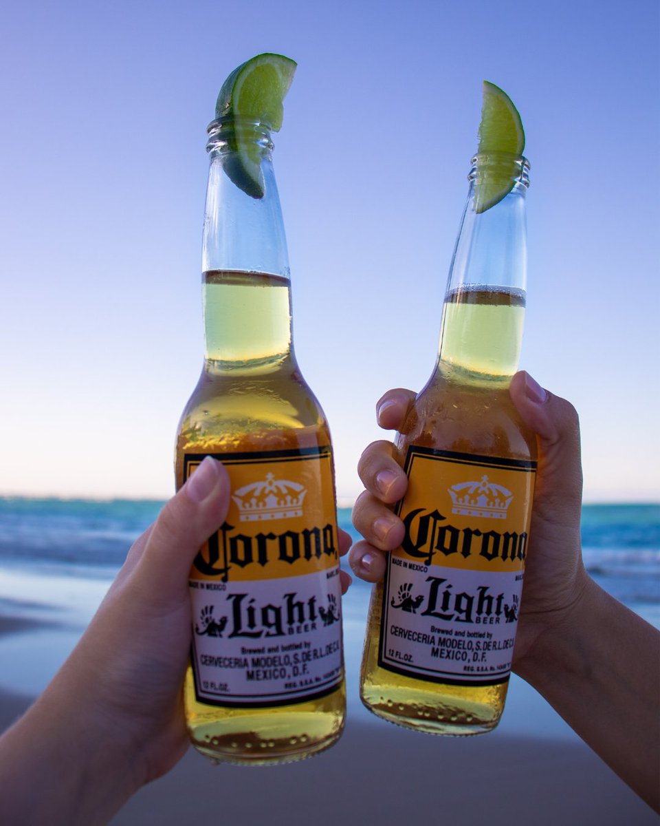 CoronaPR's tweet photo. Livin’ la vida Light.

#CoronaPR #ThisIsLiving #RelaxResponsablemente https://t.co/RRNsw2Ifyc
