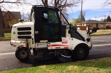 Street sweeping starts today! It's time to clear away all the gunk that has built up over the winter. Take a gander at the red sign on your street letting you know which days you'll have to move your car. Don't get a ticket! #D10 ow.ly/EywB50R6PHB