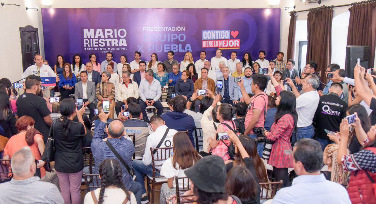 marioriestra's tweet photo. Agradecido con toda las y los poblanos que me hacen el honor de formar parte de #ElEquipoXPuebla. Estamos comprometidos con las mejores causas en favor de #Puebla.

La congruencia es la diferencia, juntas y juntos vamos por la victoria. 

#ContigoVieneLoMejor https://t.co/fL9DTJzjYp
