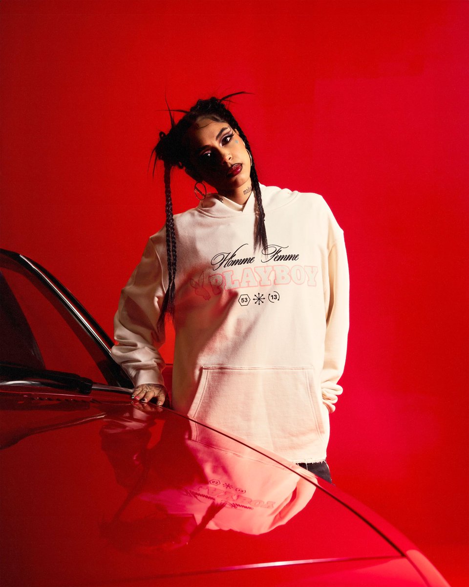 HommeFemme's tweet photo. The Icon Hoodie + Bunny Denim — feat. @sosaisbacc https://t.co/J86u1P3vO2

Honoring the iconic Playboy logo, the Bunny Denim features patchwork branding down the outer leg with bejeweled details. The Icon Hoodie features effortless airbrushed graphics for a timeless piece. https://t.co/vsi2YBYzMD