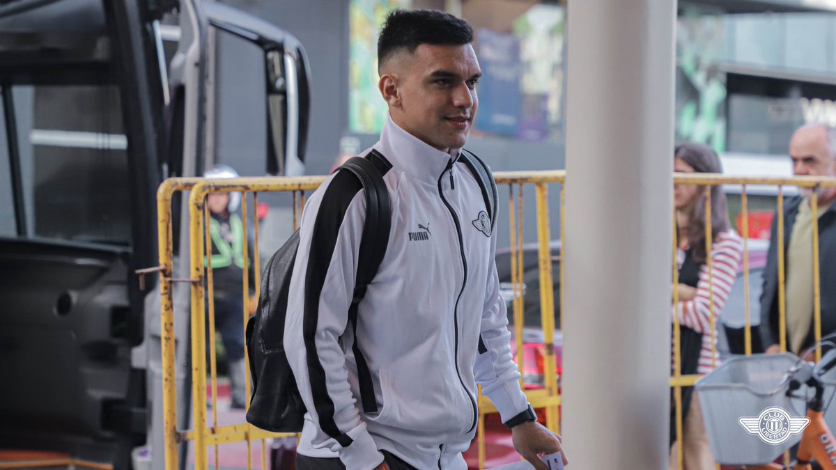 ¡Ya estamos en Uruguay para la CONMEBOL #Libertadores! 🔛🇺🇾

#VamosGUMA
#LibertadEsFamilia