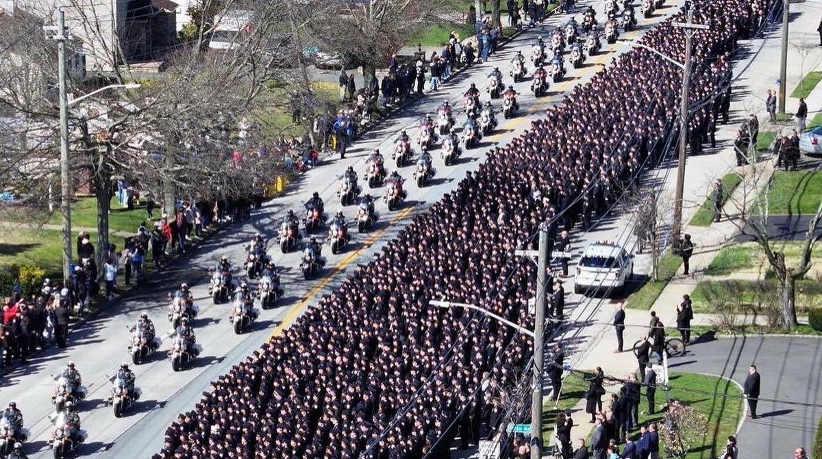 InsanityIsFree's tweet image. Tamir Rice
Kameron Prescott
Armando Garcia-Muro
Adam Toledo
Savannah Graziano
Ma&apos;Khia Bryant
Jeremy Mardis
Christopher Roupe
Jesse Romero
Stavian Rodriguez
Anthony J. Thompson Jr.
Ryan Gainer
Joseph Edward Haynes
Antwon Rose Jr.
Fanta Bility
Isaiah Lewis

&quot;Don’t ever cross us.&quot;