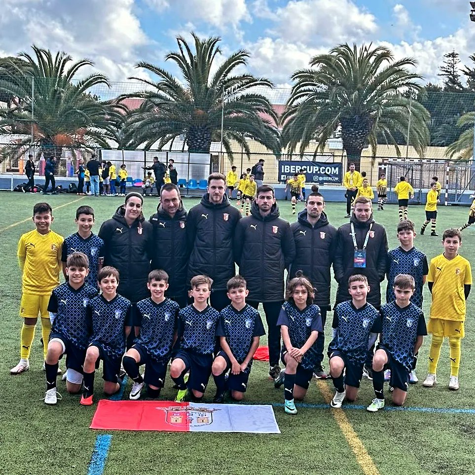 orafael_p's tweet photo. Mais um fim de semana daqueles!!
Dois torneios, em que enfrentamos grandes desafios!

- Ibercup Cascais- Campeões de Prata 🏆
- Oviedo Cup

#SCBraga #Pormais 
#futebol #football #soccer #futbol
#fusball #futbola #calcio #fotball
#足球 #nogomet #fótbolti #فوتبال
#フットボール https://t.co/2HgMEHNJhf