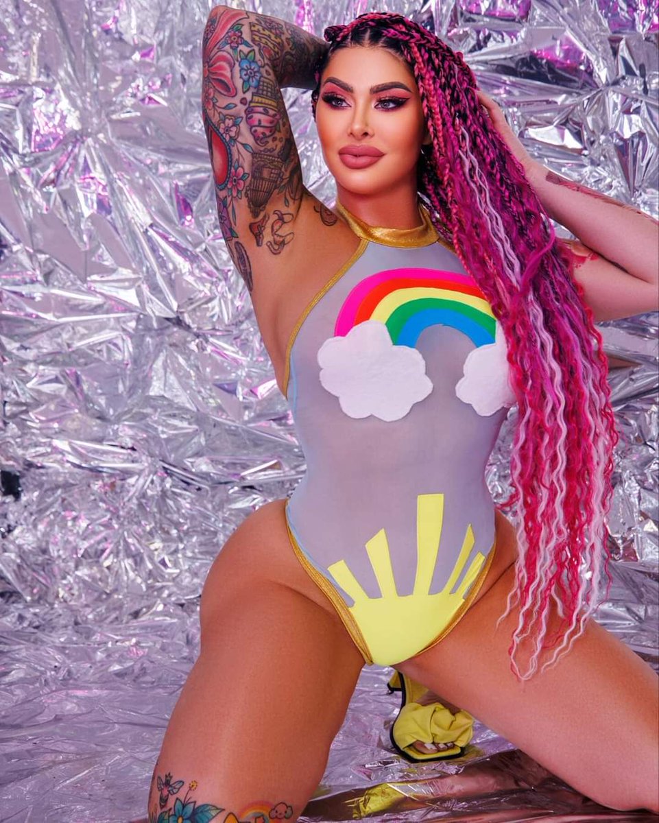 All sunshine and rainbows over here.
#Shameless