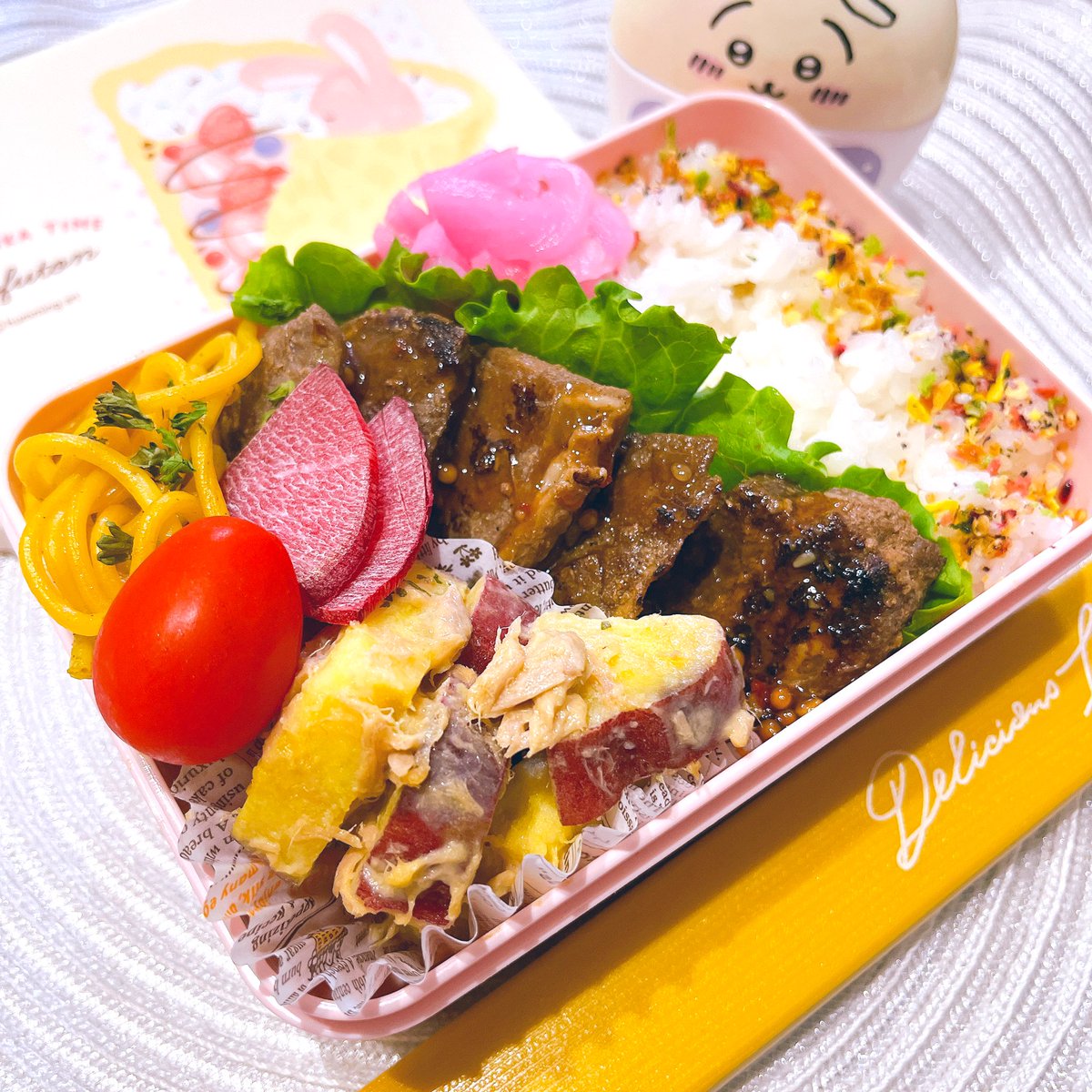 ᙏ̤ステーキ弁当
ᙏ̤さつまいものツナマヨ和え
ᙏ̤カレースパサラ

#お弁当  #お弁当作り #お弁当記録 #お弁当日記 #今日のお弁当 #愛妻弁当 #旦那弁当 #お昼ごはん #料理記録 #自炊記録 #料理好きな人と繋がりたい #お弁当作り楽しもう部 #Twitter家庭料理部 #お腹ペコリン部 #胃袋弁当