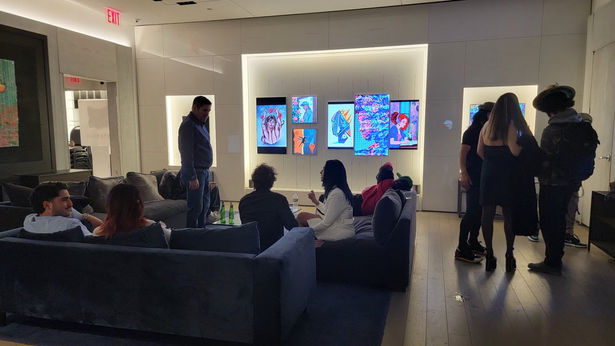 So good to see <a href="/Jeni_Pepen/">Jenifer | ONELOVE</a> @CarlosMetaWorld again and meet <a href="/katiechonacas/">Katie Chonacas</a> and Estuardo Meda at the <a href="/OneLoveArtDAO/">One Love Art DAO</a> <a href="/NFTNYC/">NOT FOR THEM</a> event last night for an amazing kickoff! 
Can't wait to see and meet more Web3 FAM this week! 🖤😻🖤