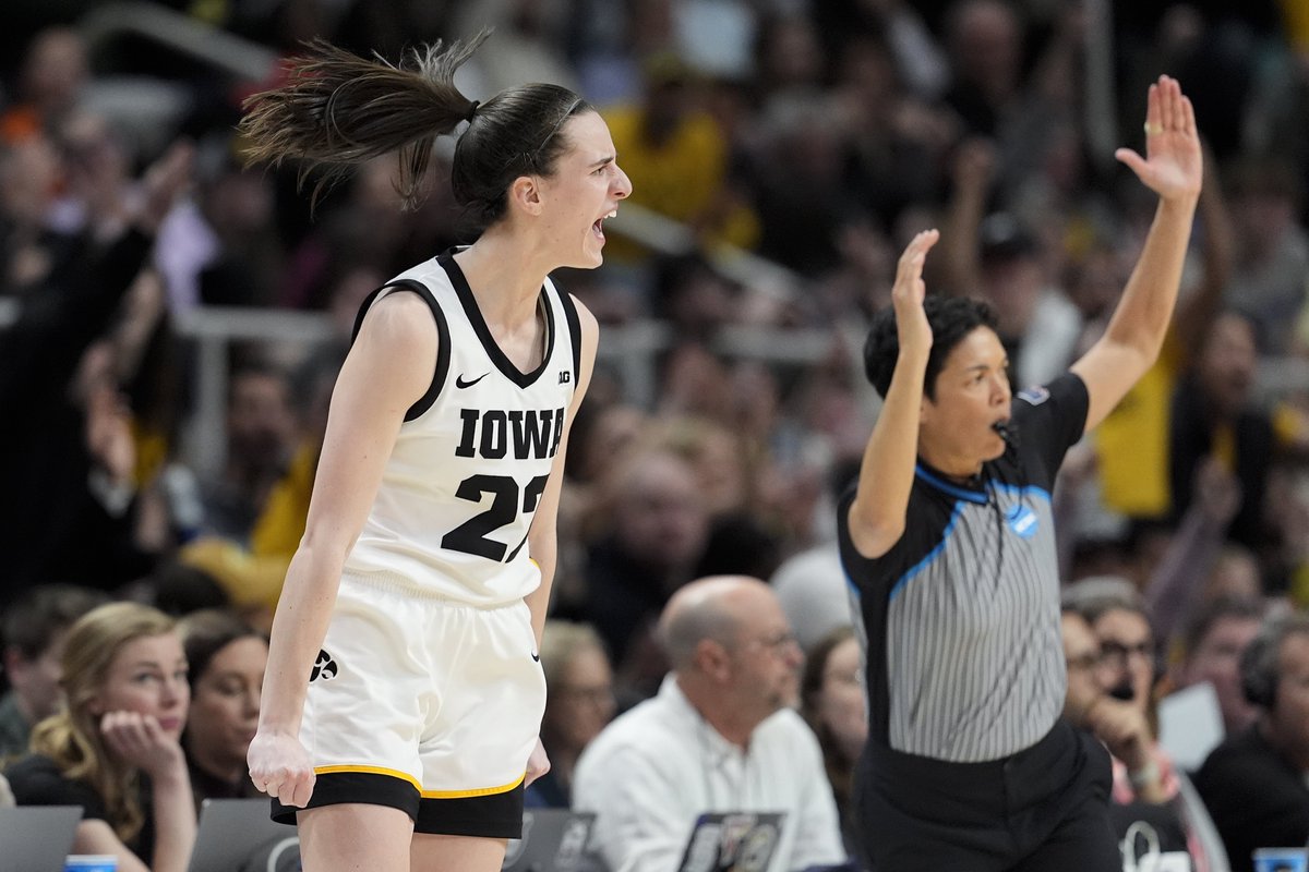 ESPN says Iowa vs LSU delivered 12.3 million viewers, easily topping the women’s basketball record set last year by … Iowa vs LSU. Peak was 16 million. It’s also the most watched college basketball game ever on any ESPN platform. Wow. Photo: AP @WHO13news