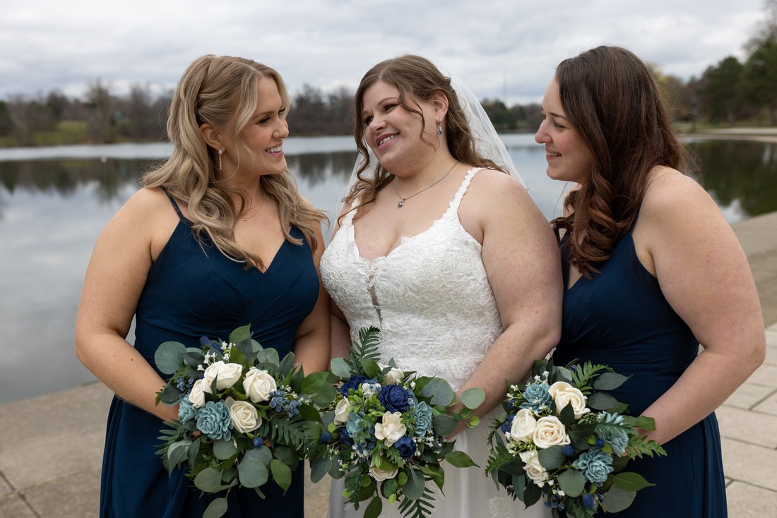 Sarhbear90's tweet image. Oh just some more wedding pictures from our wedding #ChrisCaughtASarah #MsToMrs