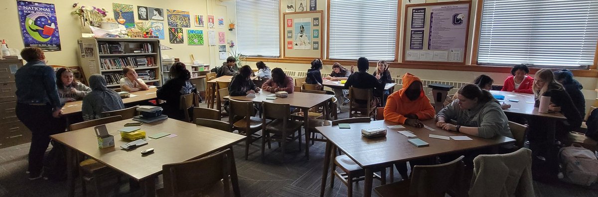 Got to teach one of my all-time favorite lessons today in <a href="/OPSCentralHigh/">Central High School</a> Honors Thinking for Yourself ("The Charlie Brown Effect"). Learning about visual grammar - love watching kiddos unpack WHY they can properly order panels in comic without any words 😀