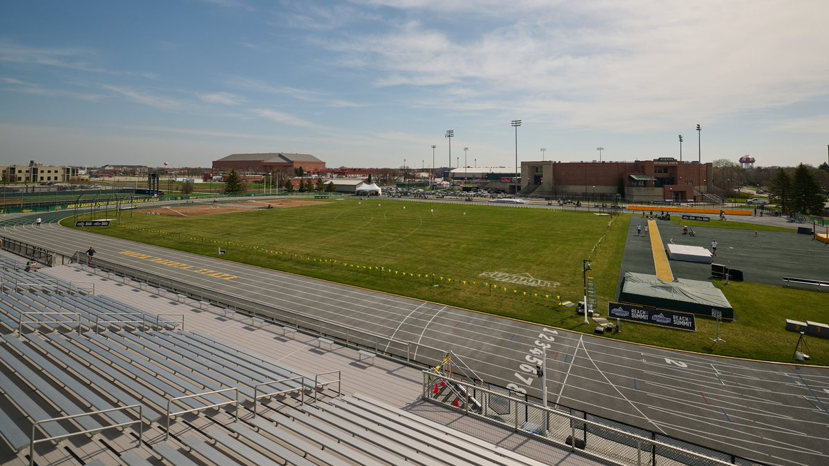 Checked the forecast, and decided we'll be at home this Friday.

🏃🏽 NDSU Spring Classic
📍 Fargo
🔃 Terrence Dahl &amp; Donna Beres Track Complex