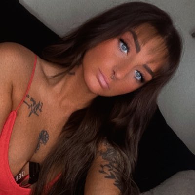 kylienichole08's tweet photo. #NewProfilePic https://t.co/mRwgs09rL7