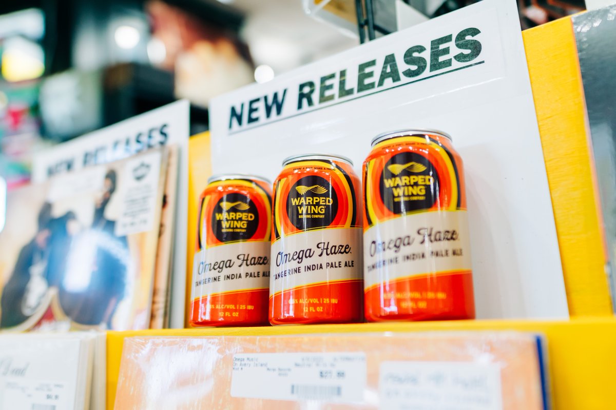 🍊 FRESH SQUEEZED RELEASE 🍊 Hear it. Taste it. Feel it. Dig it. #OmegaHaze Tangerine IPA - an annual collab w/our pals at @Omegamusicohio returns this Thurs, 4/4 #ontap & in 6pk cans to go. Chuck from Omega will be at the DYT Taproom spinnin' from 5-9! facebook.com/events/1549406…