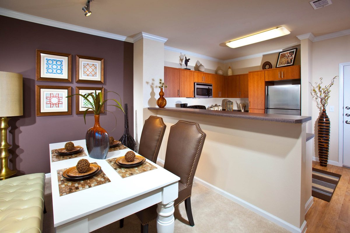 With our spacious floor plans, you have plenty of room for activities. Dinner party with friends? Game night? The possibilities are endless! 🍽️🃏

#MountainGate AndMountainTrails #MountainGate #MountainTrails #ApartmentLiving #AptLife
