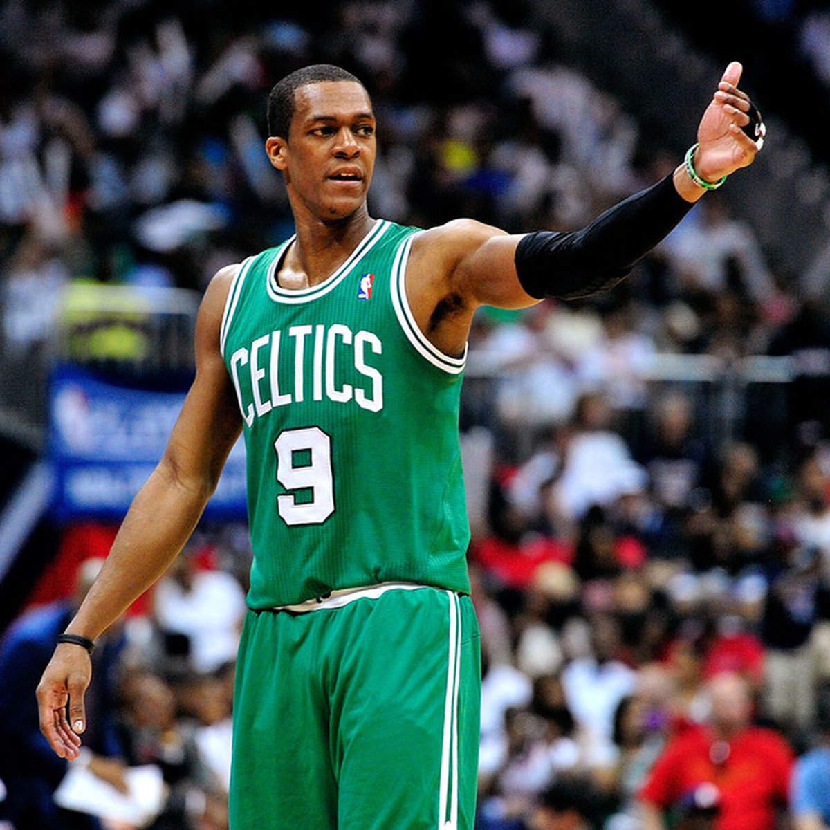 ibra6oko's tweet photo. Rajon Rondo, je voulais rien dire sur toi à cause de tes récentes mésaventure..
Mais tu m'as fait aimé les Celtics, un de meilleurs préféré. L'un des derniers meneur gestionnaire. Bye Rondo
#greenbleed https://t.co/7asnrdBipM