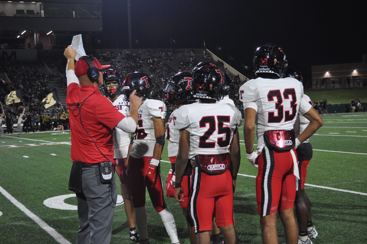 <a href="/Jaedub33/">Jaden Washington</a> and I will be signing tomorrow at THS foyer <a href="/4/">w</a>:15 come out and support