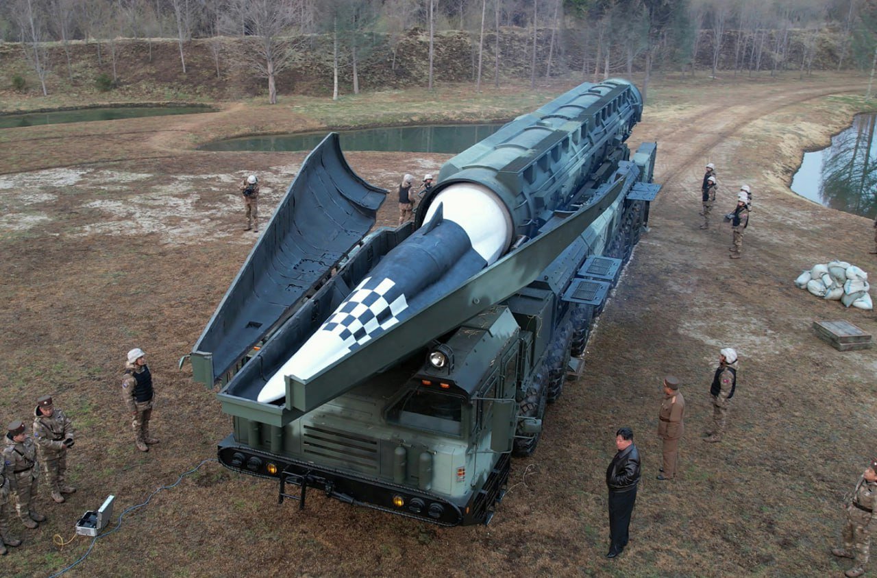 DPR Korea Space and Missiles - Page 8 GKMVv3wXoAE-QcS?format=jpg&name=large