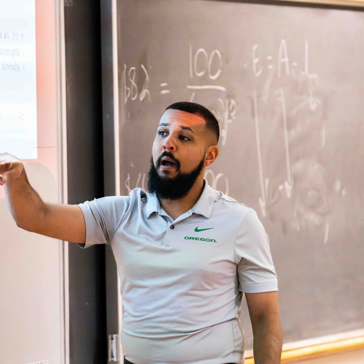 Coach Kindell (@coachkindell) on Twitter photo I had a great time speaking to the Sports Business 199 (SBUS199) students at the <a href="/uoregon/">University of Oregon</a> <a href="/UOBusiness/">Lundquist College</a>
Thank you to Craig Leon and Lauren Anderson for the opportunity to share!
Excited to continue to learn from and support our future leaders in their growth and development! I had a great time speaking to the Sports Business 199 (SBUS199) students at the <a href="/uoregon/">University of Oregon</a> <a href="/UOBusiness/">Lundquist College</a>
Thank you to Craig Leon and Lauren Anderson for the opportunity to share!
Excited to continue to learn from and support our future leaders in their growth and development!