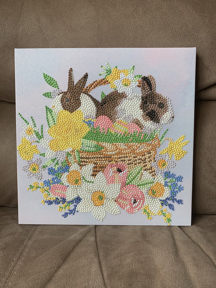 MinxNai's tweet photo. I finished my Easter diamond art today, it looks so pretty. https://t.co/90gcp2dcDP