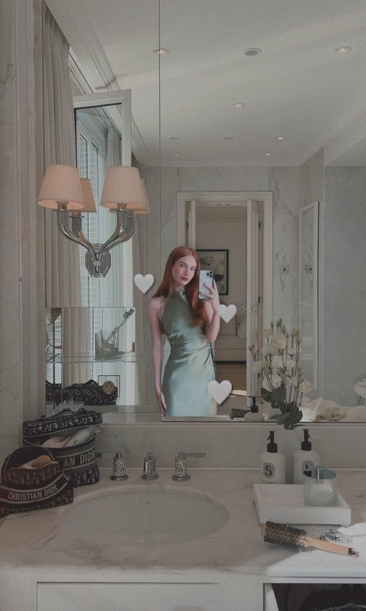 abgailprkr's tweet image. (      ❥ 𝒔𝒐 𝒕𝒉𝒊𝒔 𝒊𝒔 𝒍𝒐𝒗𝒆  .ᐟ     )

mi corazon está lleno de alegría al ver a estas dos personas especiales unir sus vidas en una hermosa ceremonia de amor. agradecida de ser parte de este momento y de poder disfrutar junto a sus seres queridos. #FirstPrinceWedding