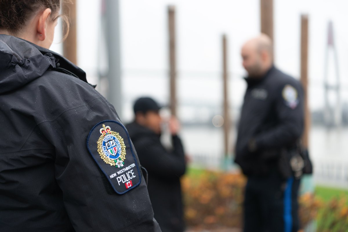 New Westminster Police Officer nabs backpack thief within hours of theft. nwpolice.org/blog/2024/04/0… #NewWest