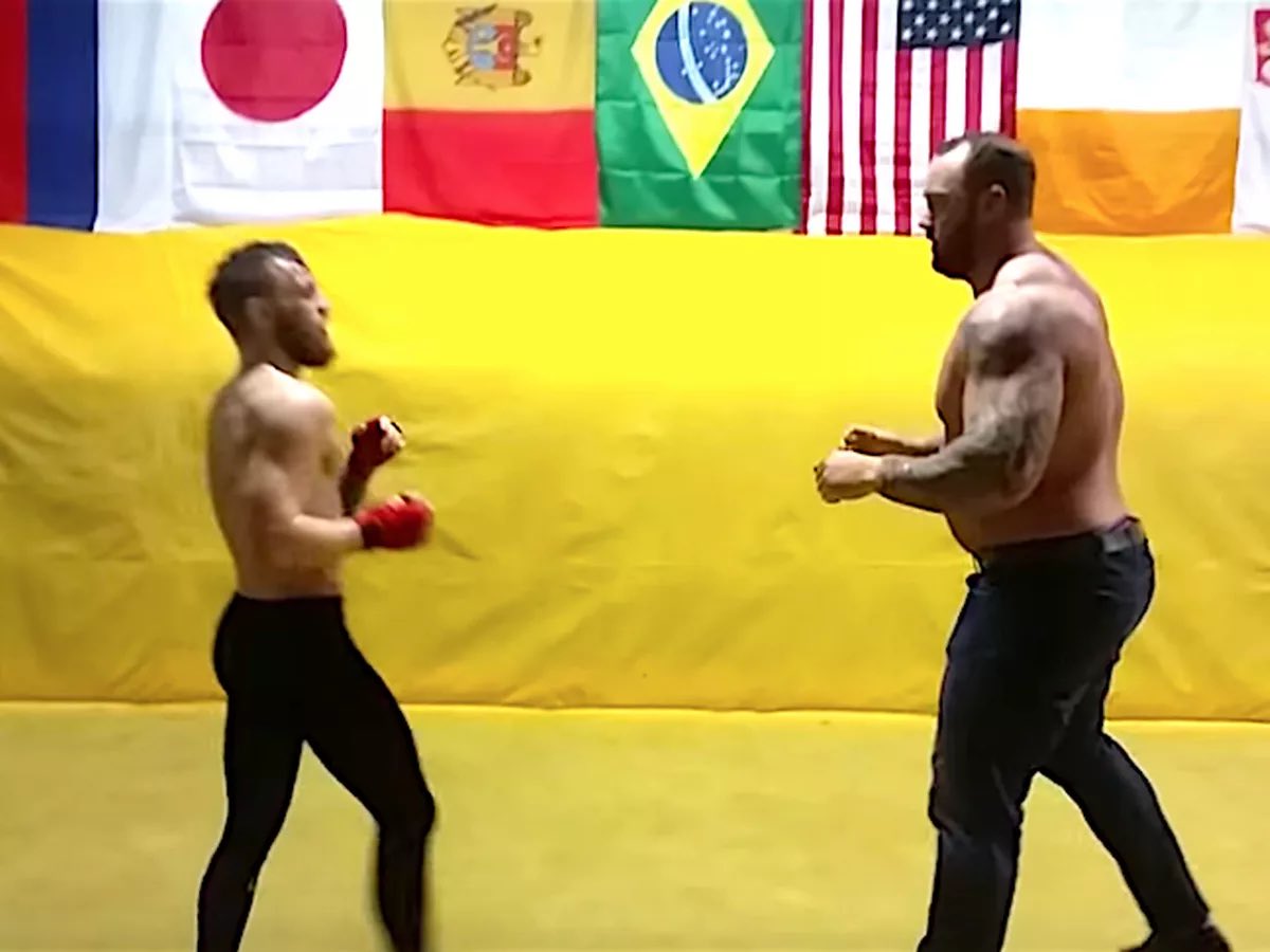 Razgr7z's tweet photo. @VTuberHistorian vs @Parrot4chan 
PPV coming soon 😂 https://t.co/tHjSLLJOku