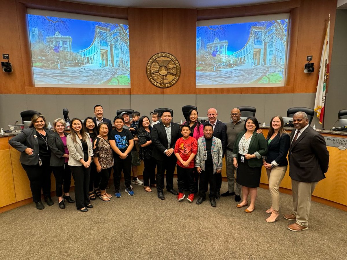 Honored to witness the swearing in of Shoun Thao as our interim District 2 council member. Looking forward to working together to uplift District 2, a place deserving of the best representation.