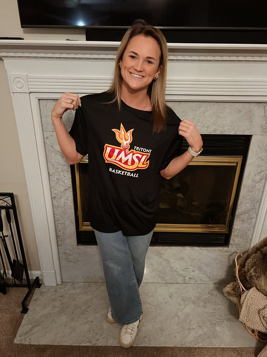 krolfess's tweet image. This year is for you dad! #fifthyear #committed ❤️🔱 @UMSLWBB