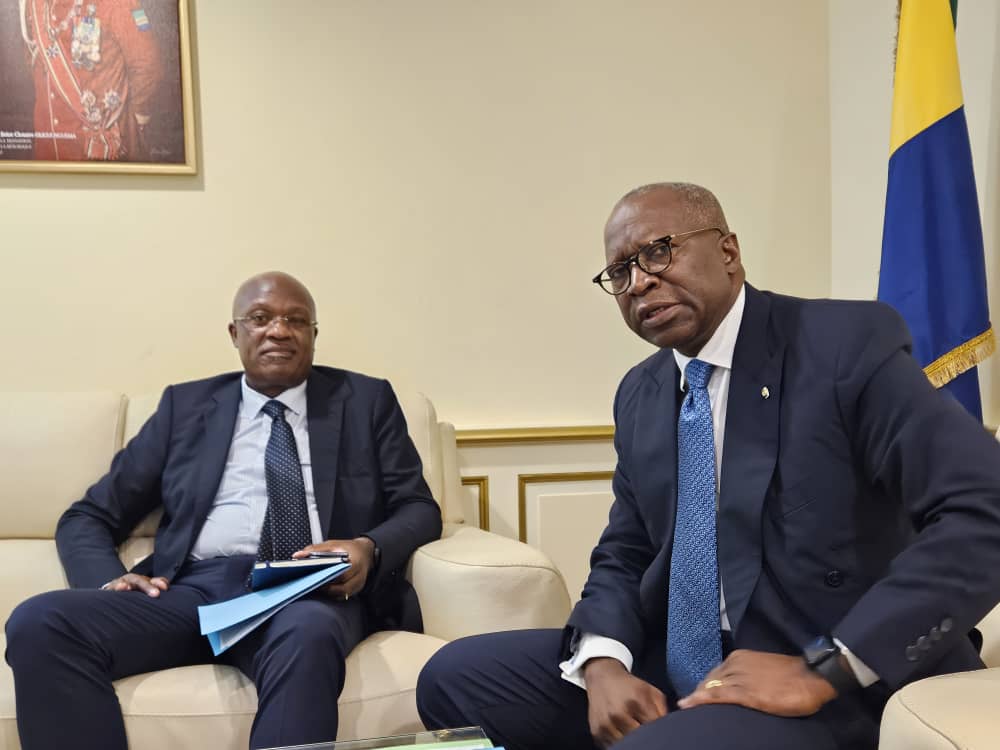 Prime Judicature: Un groupe de travail conjoint mis en place pour évaluer la soutenabilité budgétaire des besoins.Le Ministre de la Justice, Paul Marie GONDJOUT et M.Charles MBA,Ministre des Comptes Publics de la Transition, ont eu une séance de travail le 02/4/2024