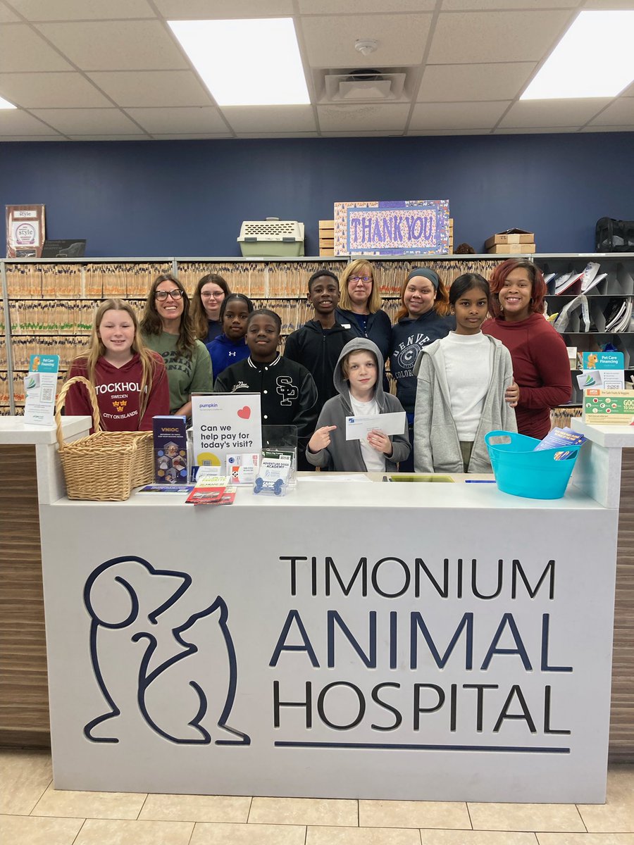 Three cheers for our incredible Student Council! They made a generous donation to the Timonium Animal Hospital after selling candy grams! 🐕🐈@PadoniaPride @PIEScounselor @dan_pizzo @AlliGoldbloom