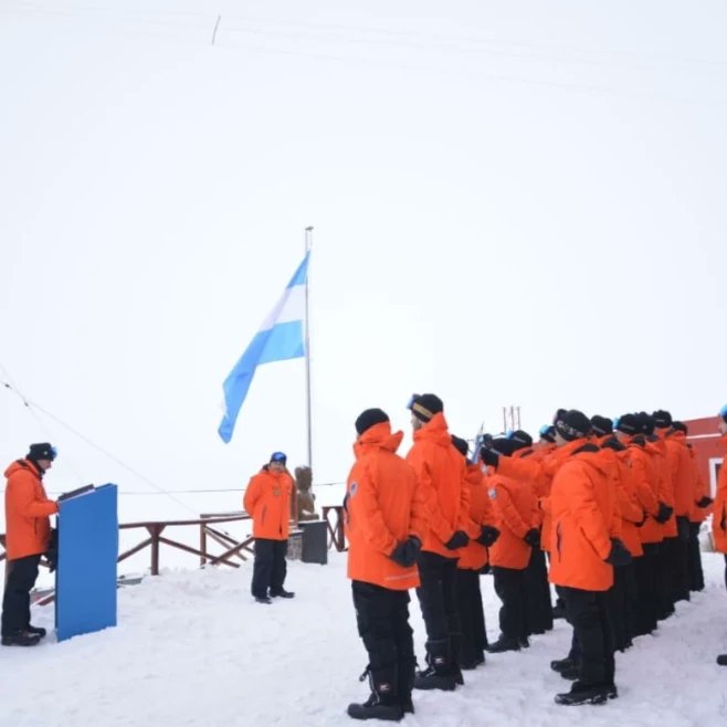 Comando Conjunto Antártico tweet media