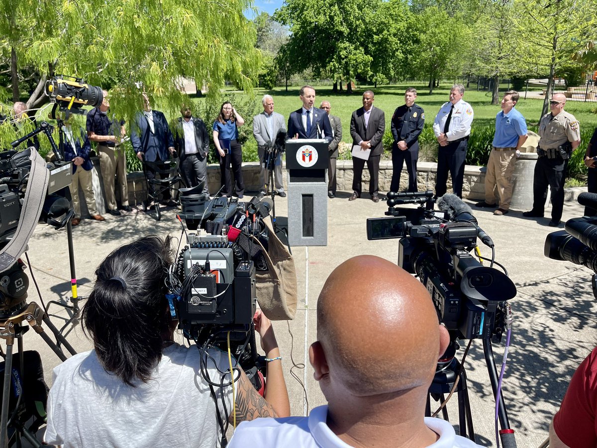 Eclipse crowds are filling up Austin hotels and maxing out car rentals, according to city leaders at Tuesday’s Prepardness Press Conference. Hotel occupancy is at 77% and rates are up 48% over last year. At Austin’s airport, rental car operators are 100% booked April 8-9.